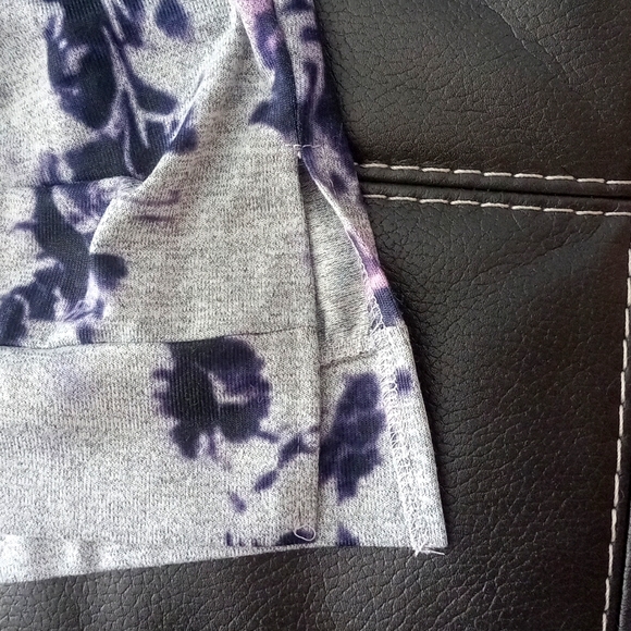 Oversized gray and purple tie dye pullover - Picture 5 of 9